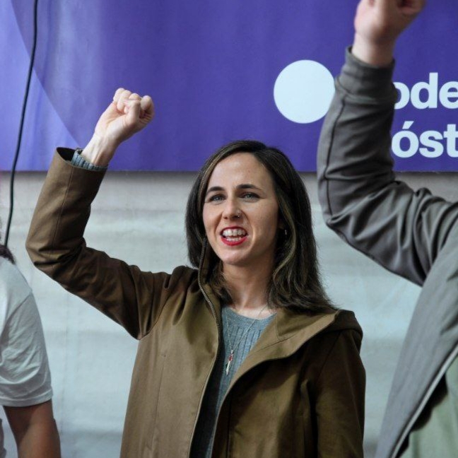 El teatrillo al que nos tienen acostumbrados el PP y PSOE todos los años durante la celebración del #2deMayo, este año intenta ocultar que ambos están de acuerdo en empujar un régimen de guerra a costa de los servicios públicos. Y frente a este pacto nos tendrán siempre enfrente.