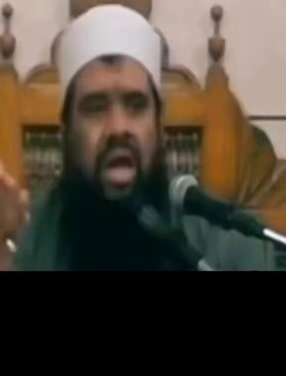 البيت مستغرب ليه الباقه بتخلص بدري ؟!!! أنا بليل مع فيديوهات الشيخ سمير :