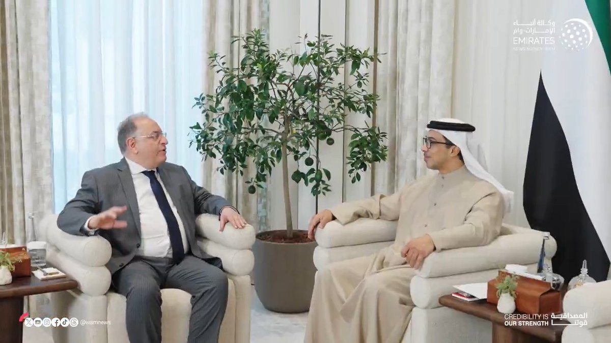 منصور بن زايد يستقبل وزير المالية السوري، ويبحثان سبل تعزيز التعاون الثنائي بين البلدين بمختلف المجالات لا سيما المجالات المالية والتجارية #وام