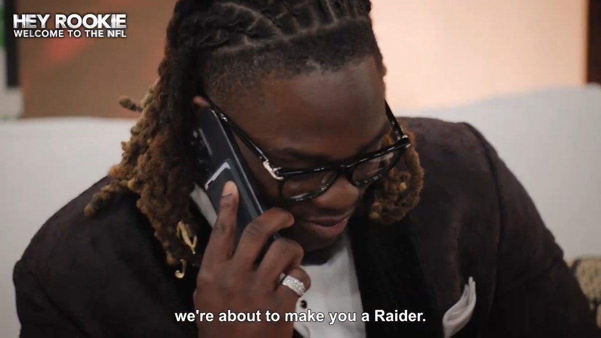 "Welcome to the dark side." .Deuce 2️⃣ knew the call from Las Vegas Raiders nation was coming 😈📞 #HeyRookie