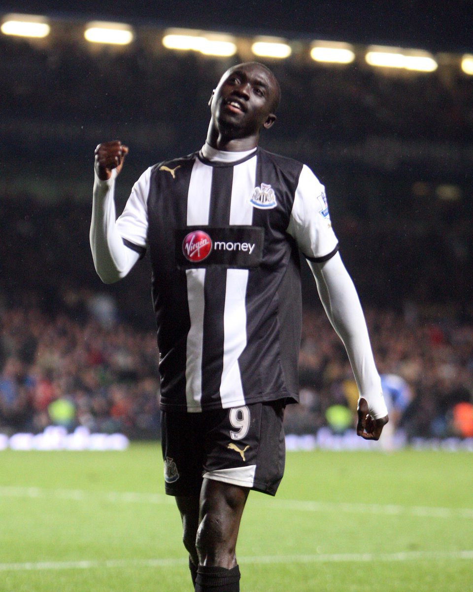 Papiss Cisse scored this ludicrous banger OTD in 2012, and 13 years on the physics of it still makes no sense 🤯