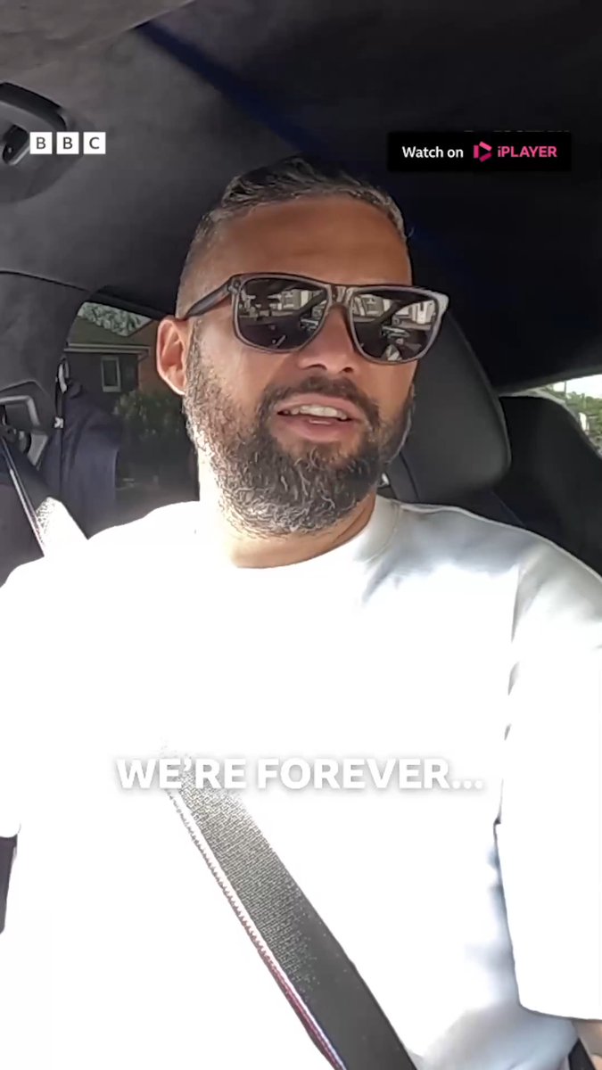 "Oh I love it!" 💙 Lifelong Evertonian Tony Bellew and Toffees legend Peter Reid 💙 have taken Carpool Karaoke to a different level around Everton! 😅🎝 #BBCFootball #efc