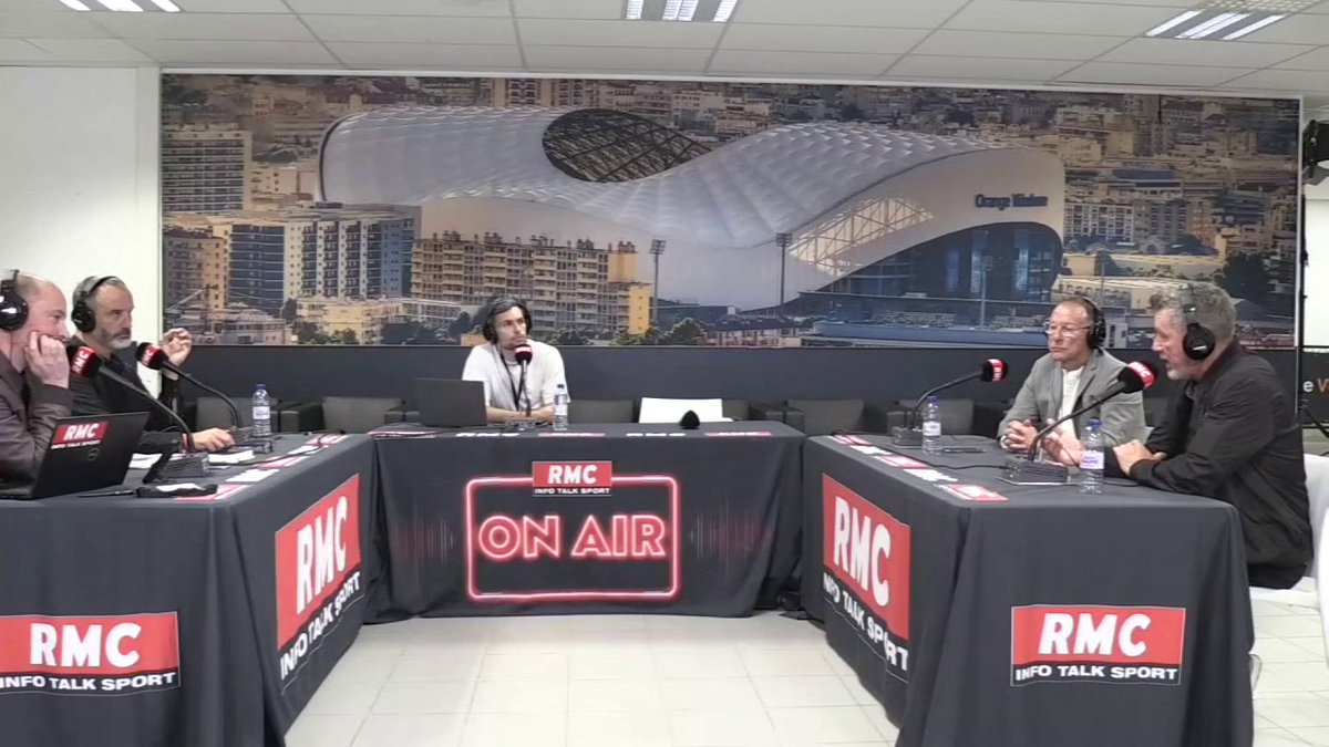 🔵⚪️ Di Meco: "En Angleterre, il y a l'entrée des médias et sur le côté, il y a un endroit où des gens sont incinérés. Je ne sais pas si j'aurais la permission de le faire à l'OM, mais j'ai dit à mes enfants que je voulais avoir mes cendres au Vélodrome"