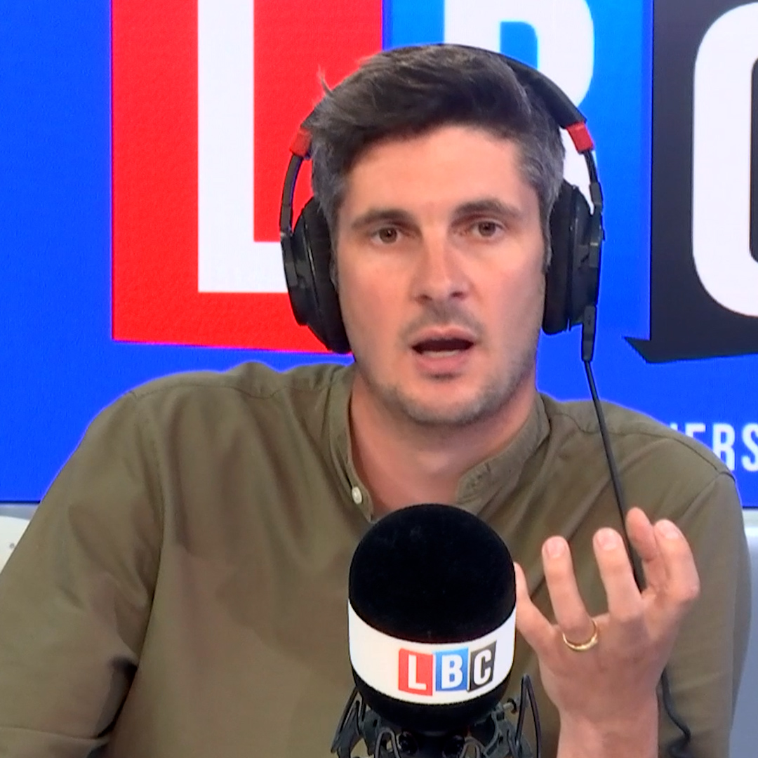 “You might think I’m racist but I’m not.” “That’s never a great way to end a sentence…” Caller Paul can’t get a dentist appointment and blames asylum seekers. Tom Swarbrick pushes back.