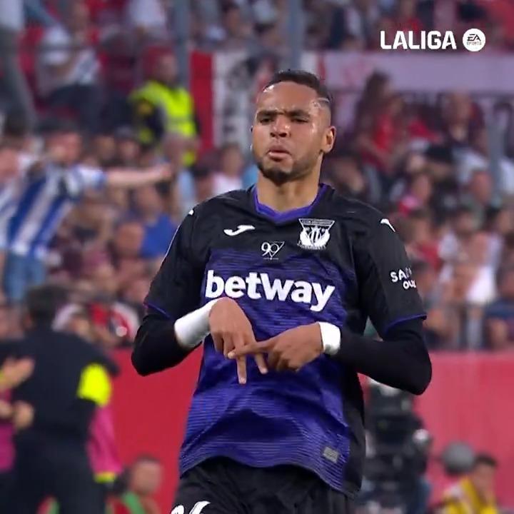 🤩 ¡Qué noche la de aquel día! 🥒 #SevillaFCLeganés #LALIGAHighlights