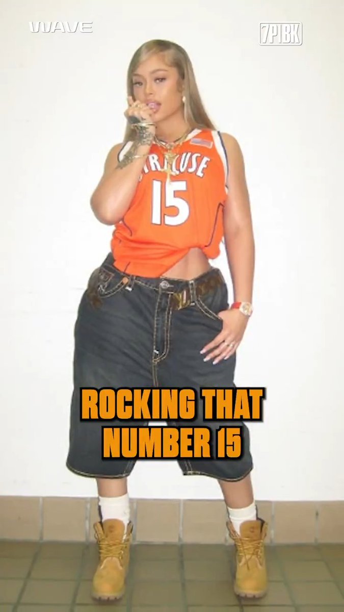 Latto rocking Melo's 'Cuse jersey with the Timbs &amp; jorts earned her an invite to the show 😂
