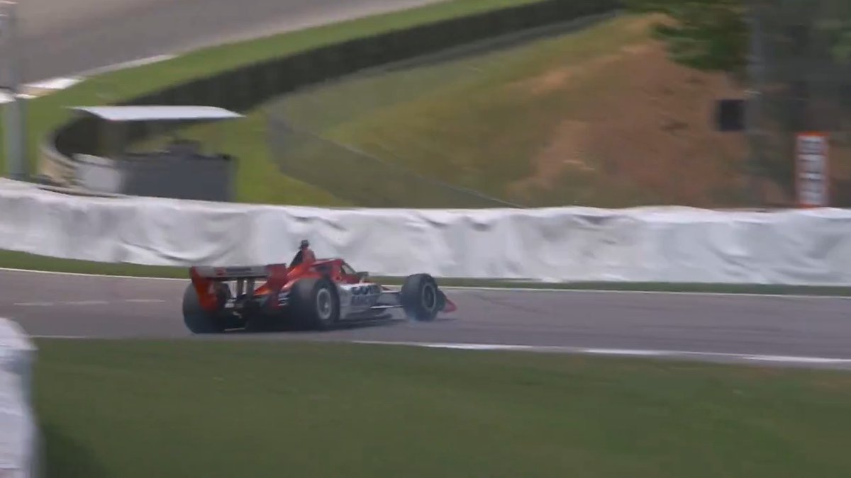 😳👍 SLIIIIDEWAYS for Scott McLaughlin. It's been a wild practice session for driver No. 3 at Barber, but ... that was awesome. #INDYCAR