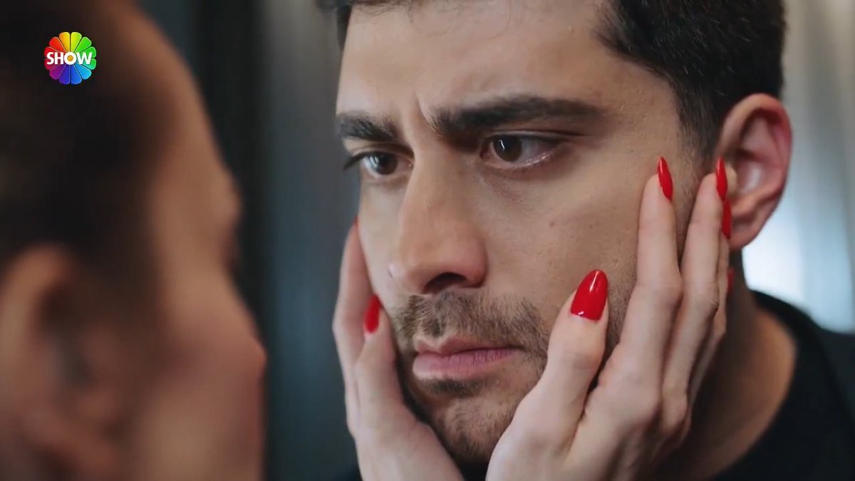 “Bence bunu ikimizde istiyoruz…” #KızılcıkŞerbeti @showtv