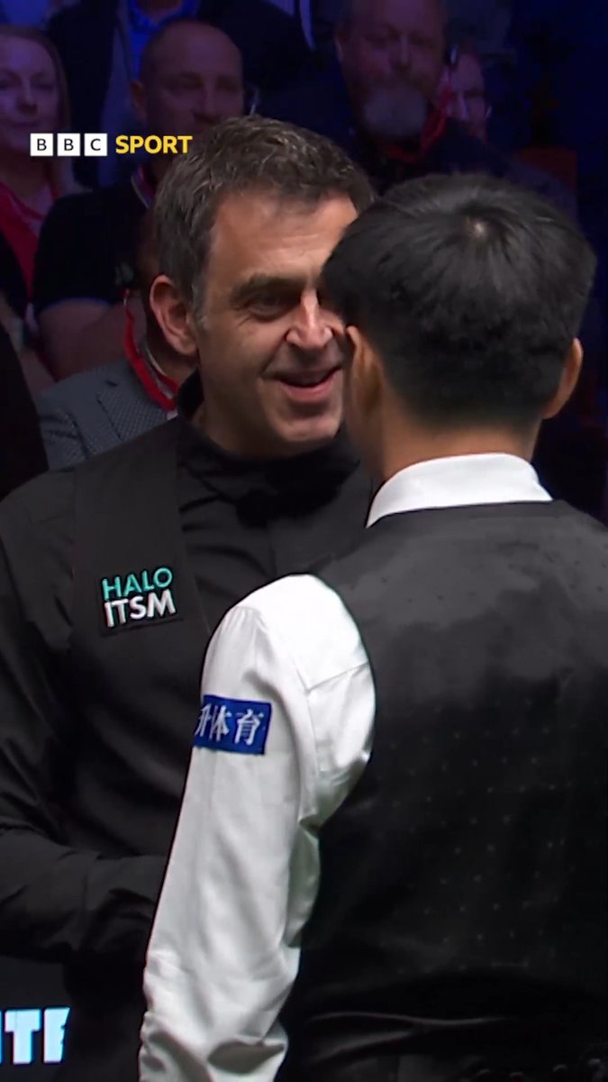 They say never meet your heroes... Well Zhao Xintong has just beaten his in the semi-final of the World Snooker Championship, this was how Ronnie O'Sullivan reacted. 💚 #BBCSnooker