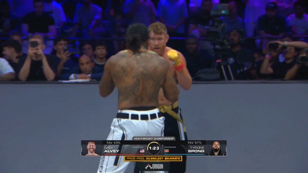 SAM ALVEY KNOCKS OUT TYRONE SPONG FOR THE KARATE COMBAT HEAVYWEIGHT BELT 🏆 #KC54