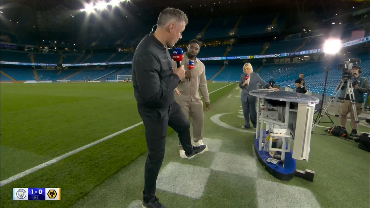 "Good demonstration that!" 😅 Jamie Carragher and Micah Richards re-enact the Ait-Nouri challenge on Bernardo Silva 🤓