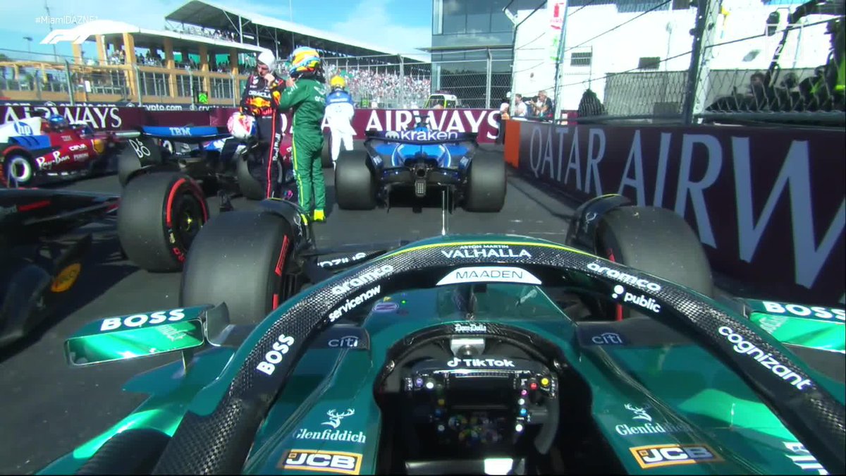 Entre LEYENDAS se entienden 🐐 ¡ESTA IMAGEN ES BRUTAL! 👏🏻 Verstappen le dio rebufo a Fernando Alonso en la SQ2 y lo que pasa al final es IMPRESIONANTE 🤝🏻 #MiamiDAZNF1 🇺🇸
