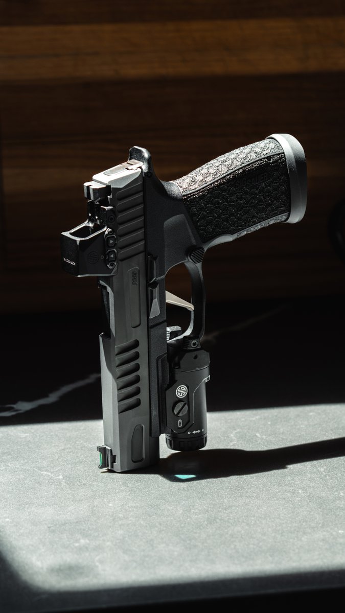 P365 FUSE: Concealable full-size performance.