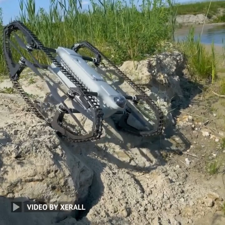The XERALL ATD is a drone that moves on snowy landscapes, water bodies, and rugged terrains, with an 8-hour journey and a 40-minute flight time. It combines earth, water, snow, and air. Video Credit: Xerall #robotics #robots #engineering #technology -------------------------------- Stay ahead of the curve! Follow us now on our WhatsApp ( and Telegram ( channels and stay updated about the cutting edge.