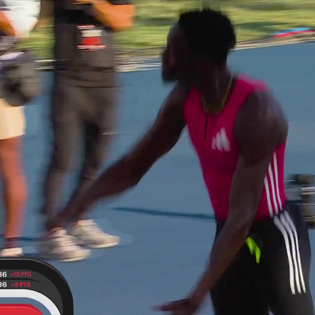 🇹🇹Jereem Richards and 🇩🇴Alexander Ogando FLYING in the GST Miami 200m! 19.86 = new world lead for Richards 👏