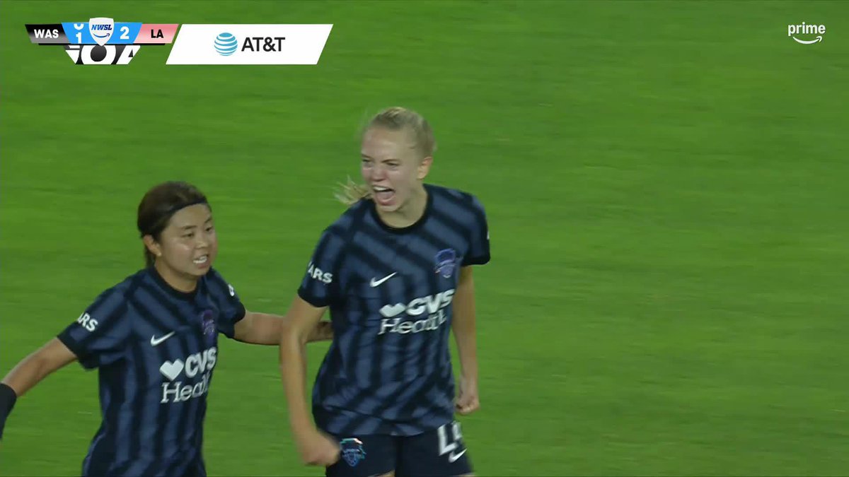 Esme Morgan scores her first NWSL goal with a one-touch finish!