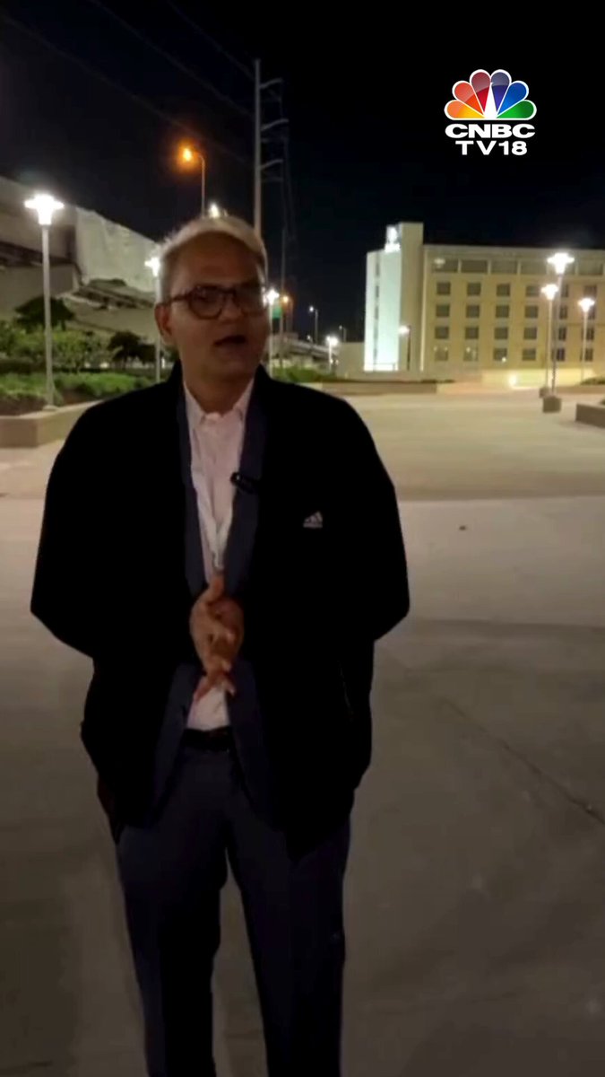 Investors have queued up from 2 am in Omaha as Warren Buffett prepares to share insights on the economy & Berkshire’s $200 billion cash pile at the annual meeting. Investors are eager for Buffet’s take amid market volatility & trade tensions Nimesh Shah #Berkshire2025 #WarrenBuffett #Economy #Investing #ShareholderMeeting #CNBCTV18Digital