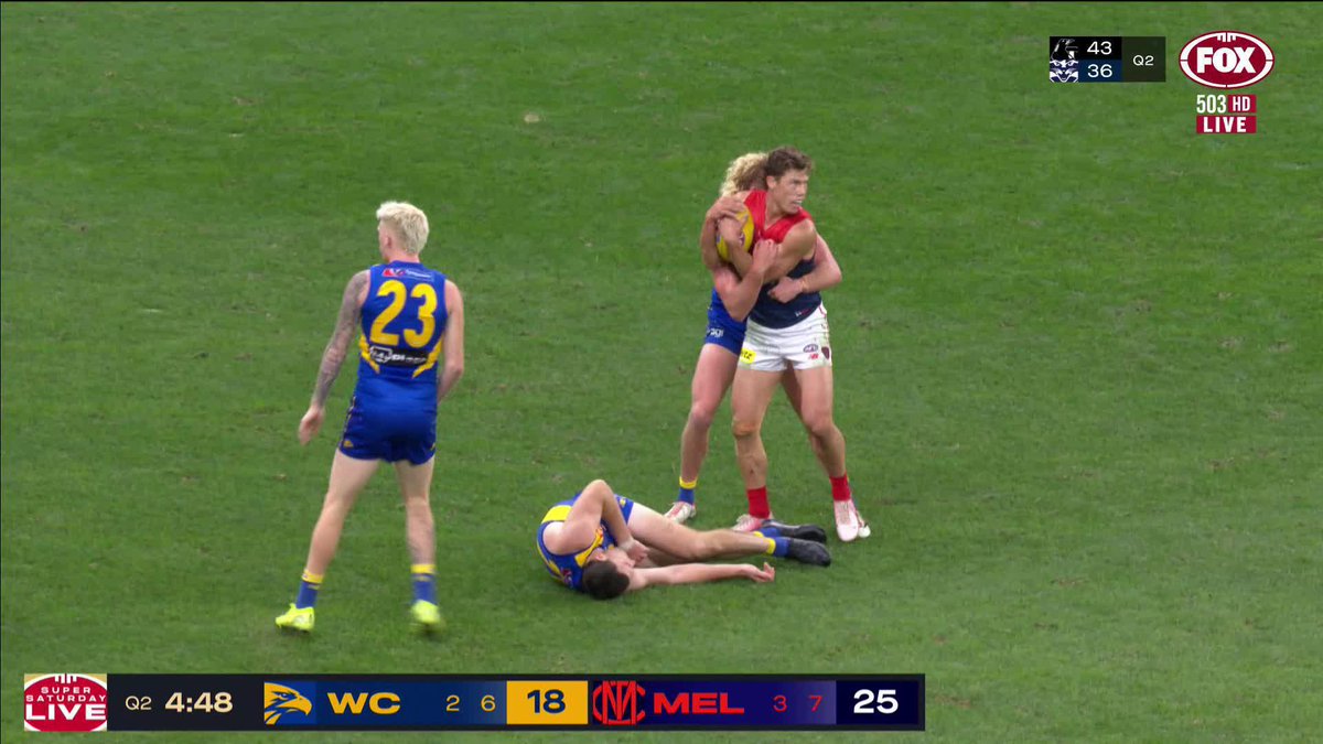 "That's weeks there" Any issues for Jake Melsham after McGovern was pushed into the contest? 📺 Watch #AFLEaglesDees LIVE on ch. 503 or stream on Kayo: ✍️ BLOG 🔢 MATCH CENTRE