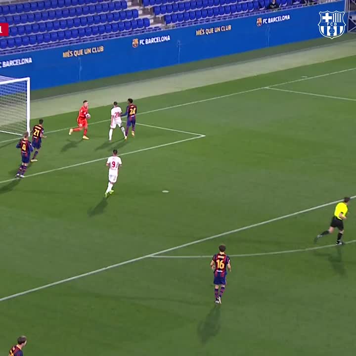 Konrad de la Fuente avec le Barça B, c'était vraiment une folie furieuse ! 😮‍💨✨ Ça fait bizarre de voir ça aujourd'hui quand on connait sa trajectoire de carrière actuellement... (FC Barcelona)