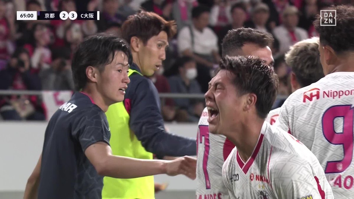 吠えた 2点ビハインドからの逆転 #中島元彦 今季3ゴール目 🏆明治安田J1第14節 🆚京都×C大阪 🆓#DAZN LIVE配信中 #Jみようぜ #Jリーグ #京都C大阪
