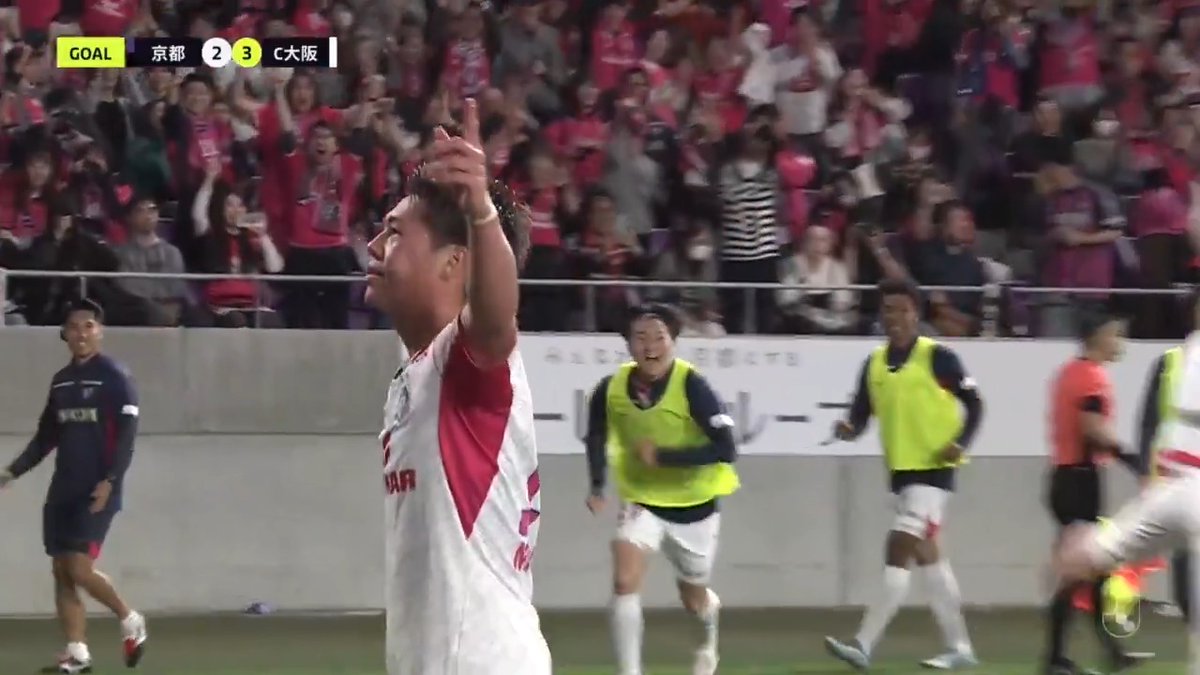 FKから #中島元彦 のゴールで逆転‼️ 🎦 ゴール動画 🏆 明治安田J1リーグ 第14節 🆚 京都vsC大阪 🔢 2-3 ⌚️ 65分 ⚽️ 中島 元彦(C大阪) #Jリーグ