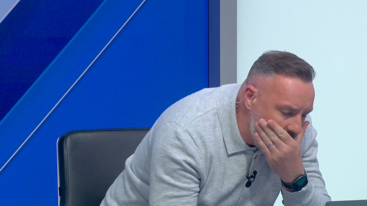 "WAIT till you see this MISS." 🤯 Kris boyd is in SHOCK as Millwall miss a huge chance to go in front 😱