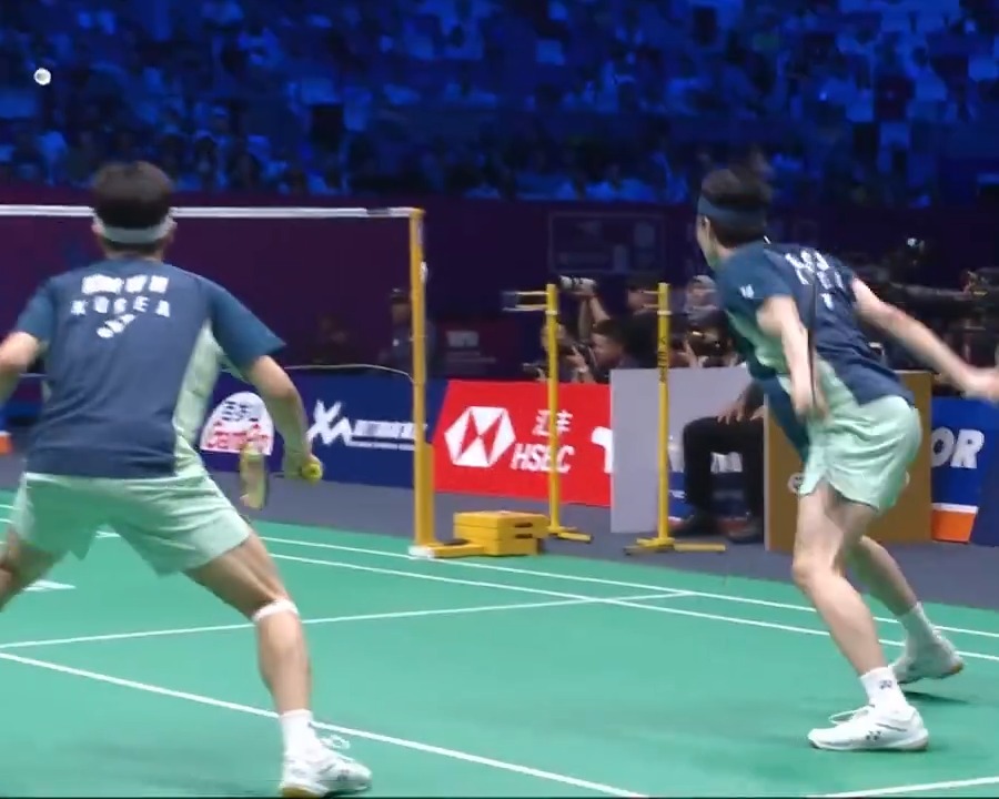 Backhand brilliance from Seo Seung Jae! Follow live action: #SudirmanCupFinals #Xiamen2025