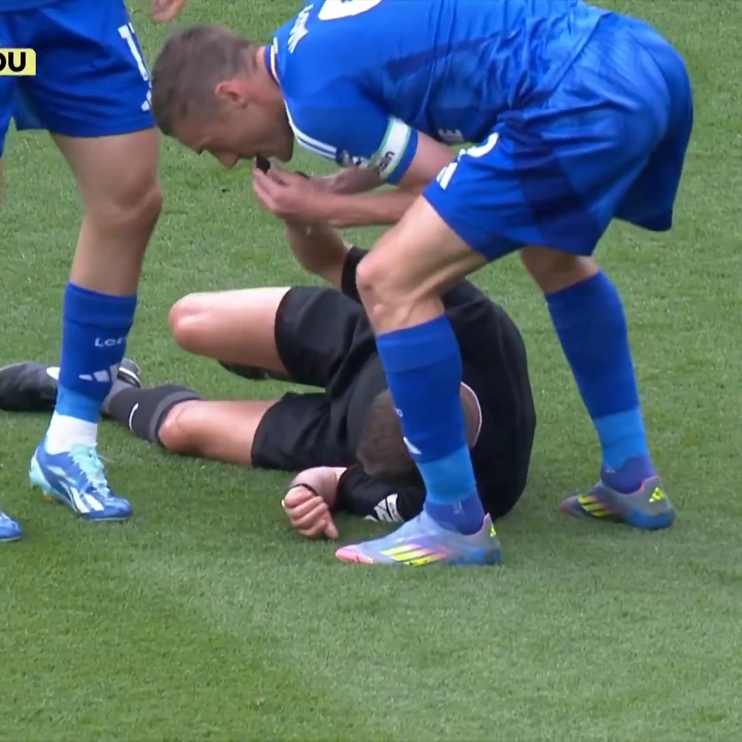 After the ref went down with an injury, Jamie Vardy took matters into his own hands to stop play.