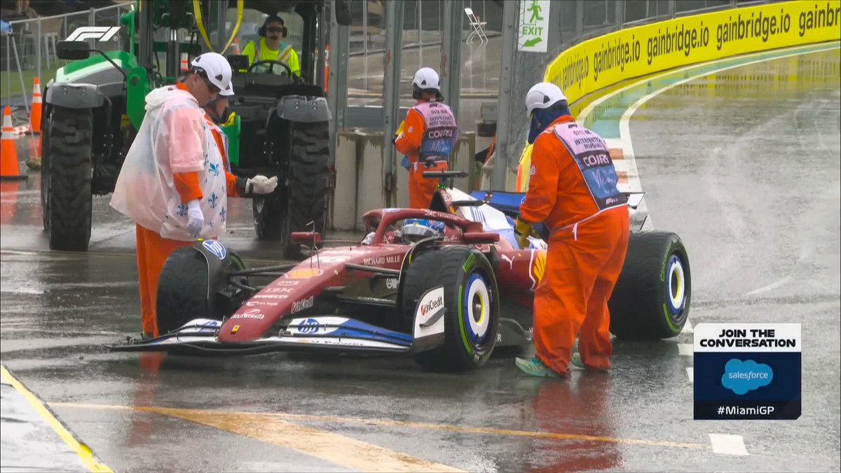 CHARLES IN THE WALL 🤯 The Ferrari driver is caught out by the wet conditions, he sustains heavy damage and won't start the Miami Sprint 🌧️💥