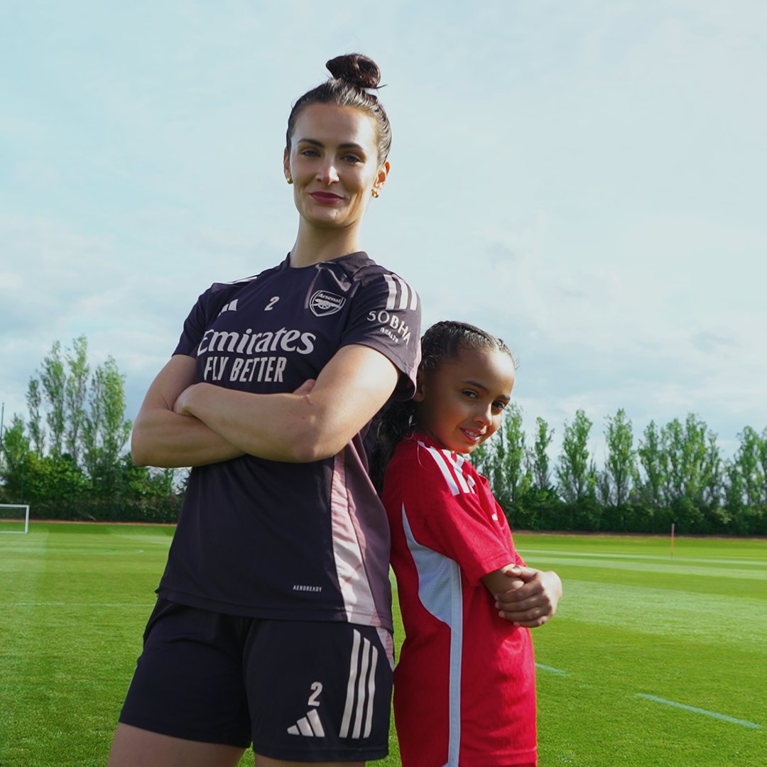 A priceless day with Renée, Emily, Mario and Codi 🤩 Our young Arsenal in the Community team enjoyed a training session to remember – the first of many surprises in store ❤️ 🤝 @mastercardUK