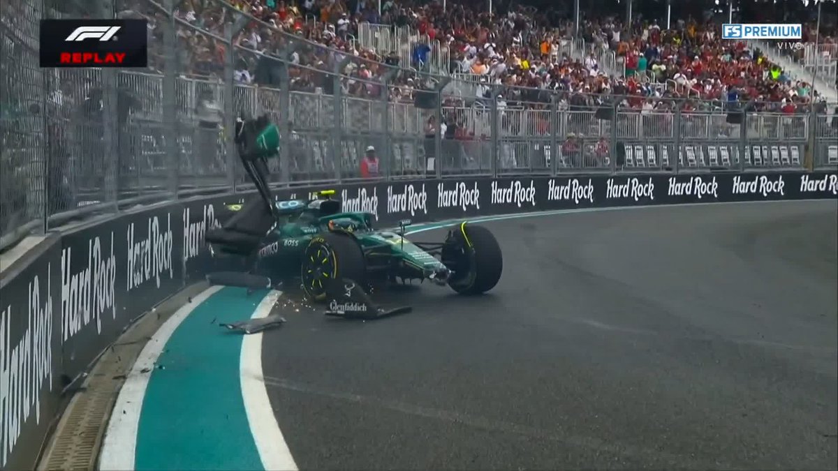 Y ASÍ SE VIVIÓ EL CHOQUE DE ALONSO 😫 Lawson se fue contra Alonso y provocó que Alonso se fuera contra el muro y Fernando tiene daños en el auto. #F1xFSMX