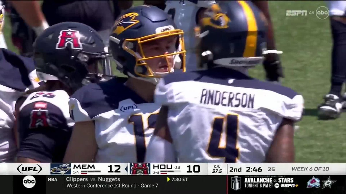 Dresser Winn runs it in 🔥💪 Boats take the lead! 📺: ABC | Verizon