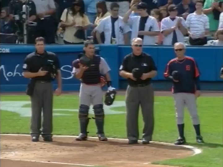 Jim Leyland once paused an argument for God Bless America, then went right back at it 🤣