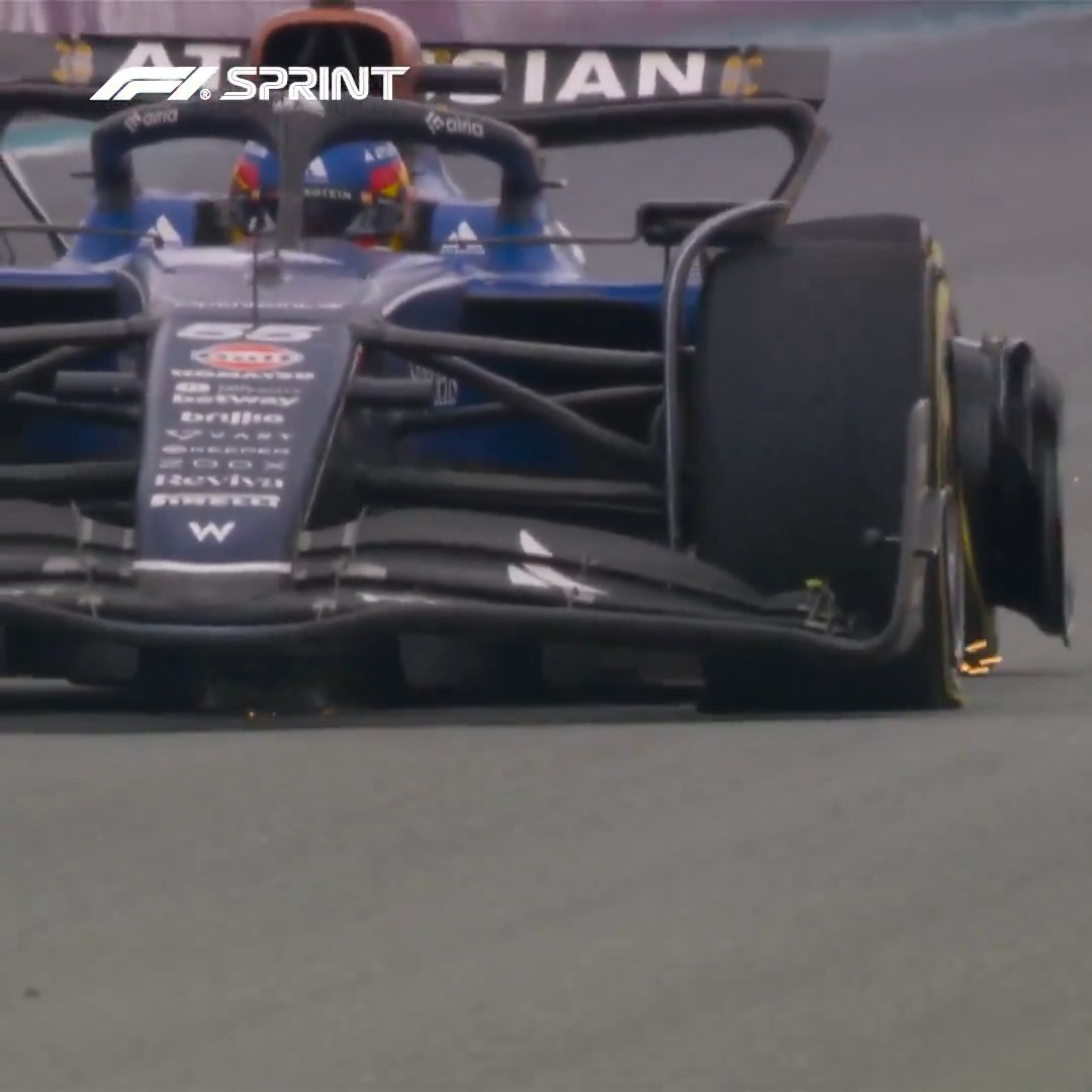 Clipping the wall at the chicane cost Carlos Sainz dear in the Sprint 😥 #F1 #F1Sprint #MiamiGP