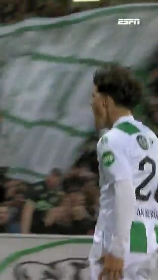 Thom van Bergen krult de vijfde goal voor FC Groningen op een heerlijke manier binnen🎯 #grorkc