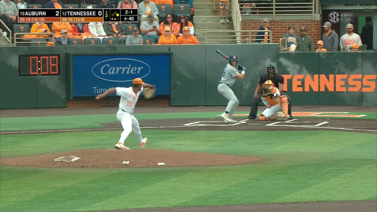 Just your routine 4-1 putout... Well done from Marcus and Dean! 📺 (SECN+) #GBO // #BeatAuburn
