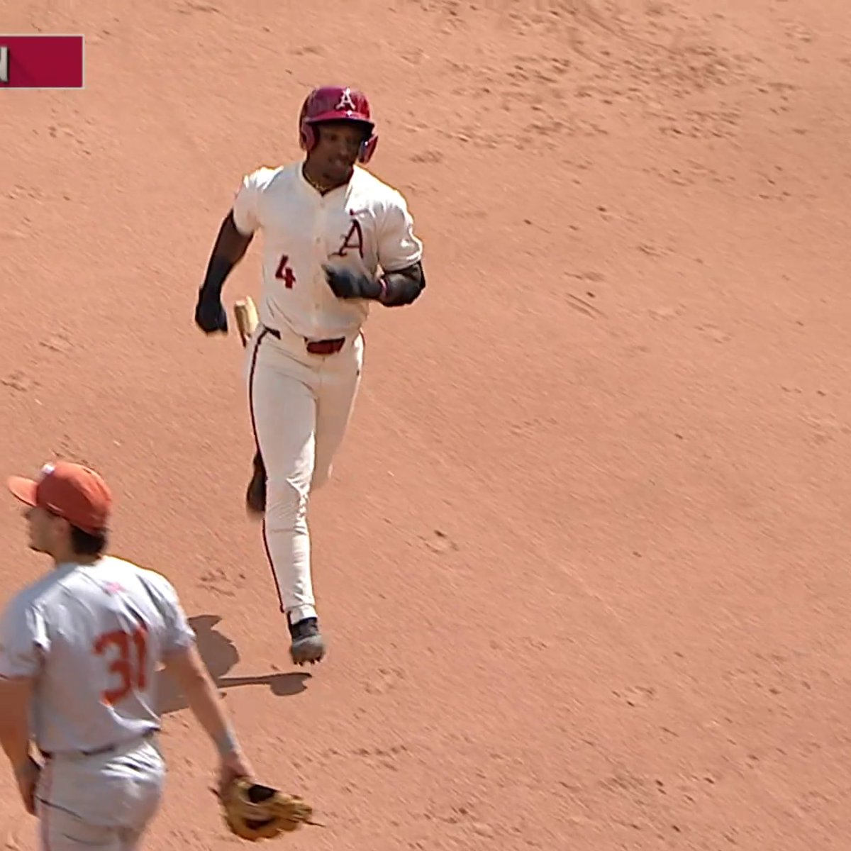 HERE COME THE HOGS 😤 Arkansas Baseball
