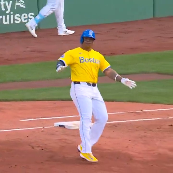 Raffy puts us on the board!