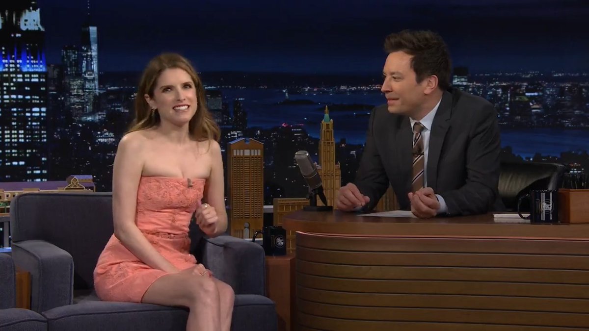 .Anna Kendrick didn’t want Alan Cumming to choose her as a traitor at a #TheTraitorsUS event 👀 #FallonTonight