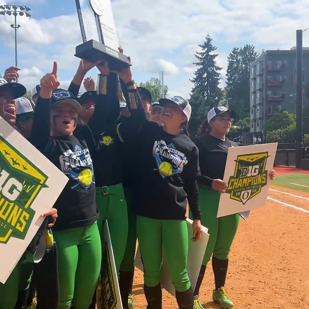 Earned the moment. Oregon Softball x #GoDucks