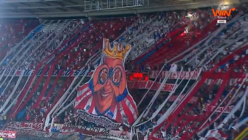 🦈🏟️👹¡Qué lindo ambiente el que se vive en el Metropolitano para disfrutar de un partidazo entre Junior y América! #LALIGAxWIN