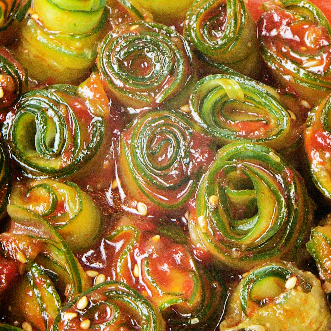 【やばい漬け♡発見】きゅうりとコチュジャンで無限旨辛！ / Pickled Cucumber Rolls🥒🔥