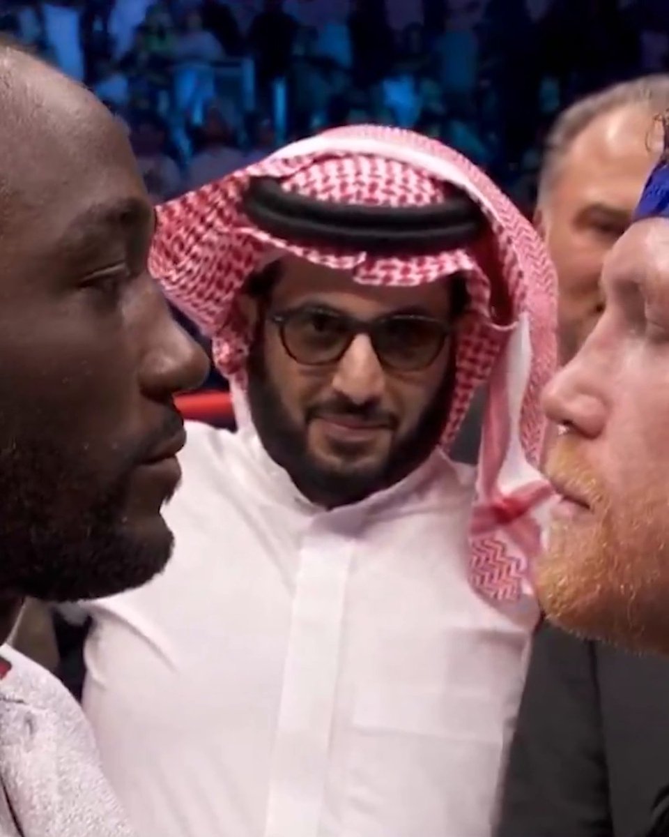 Canelo and Bud meet face-to-face 👀 (via DAZN Boxing, h/t Ring Magazine)