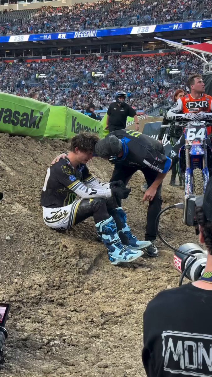Cole Davies earned respect from the top names in the sport!