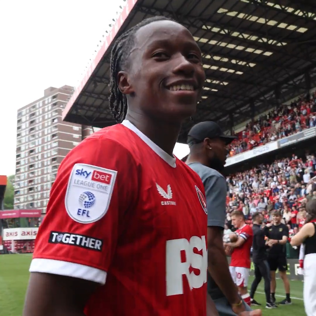 A proud day for Ibrahim Fullah ❤️ Our latest debutant 💫 #cafc | Charlton Athletic Academy | Valley Gold