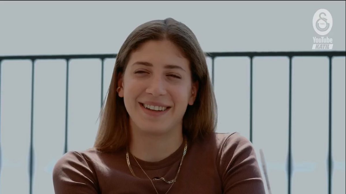 - Hayatın bir film olsaydı adını ne koyardın? (GS Youtube Katıl) İlkin Aydın: "Victor Hugo, Sefiller'i beni görse tekrar yazar. Sefiller diyelim. 😅"