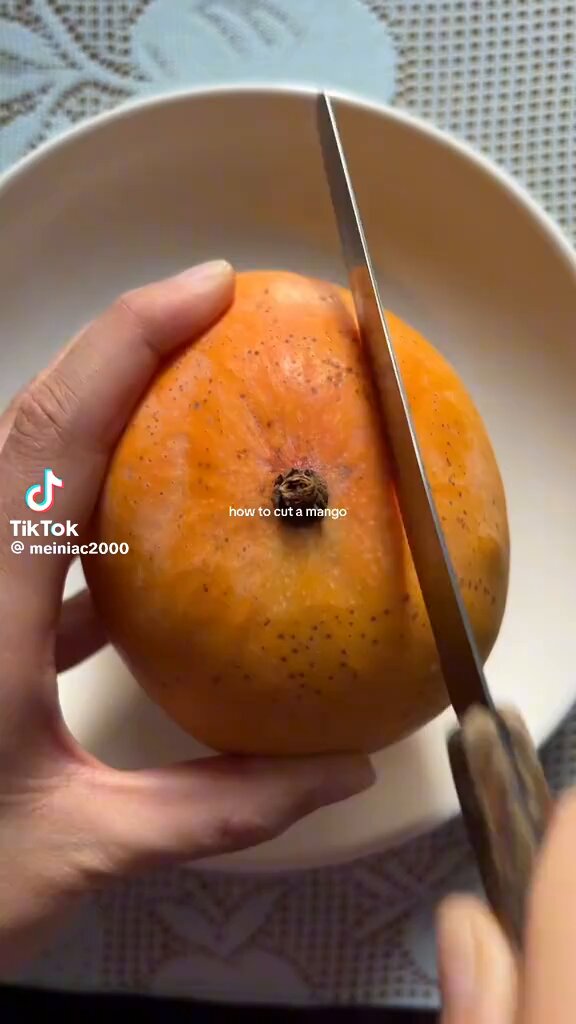 ما في أحلى من بداية موسم المانجو 🥭 والمانجو الجيزاني؟ طعمه لا يعلى عليه. وبمناسبة عودة المانجو، خذ منتجين والثالث على نينجا🥷 🥭 Ad