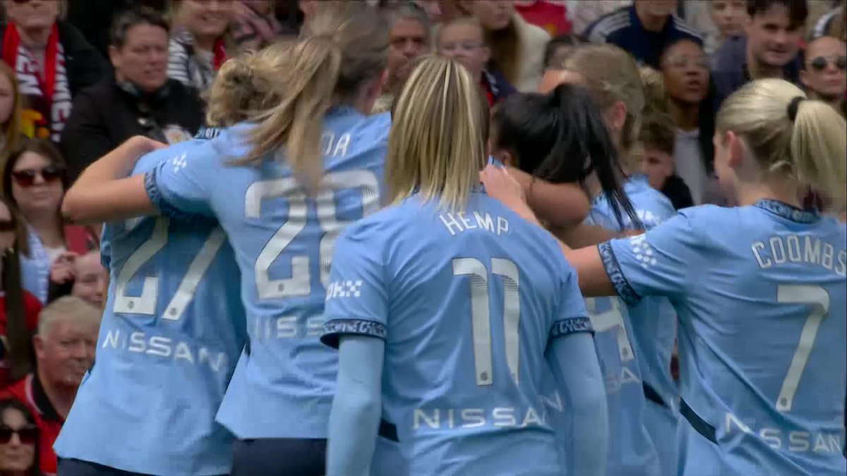 BEAUTIFUL FROM ALEIXANDRI 🌟 That long ball from Keating in the build-up 😮‍💨 #BarclaysWSL Manchester City Women