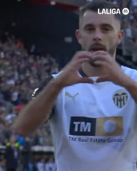 Hoy no te olvides de decirle "te quiero" a tu madre 🫶 #DiaDeLaMadre #LaLigaHighlights #ADNVCF