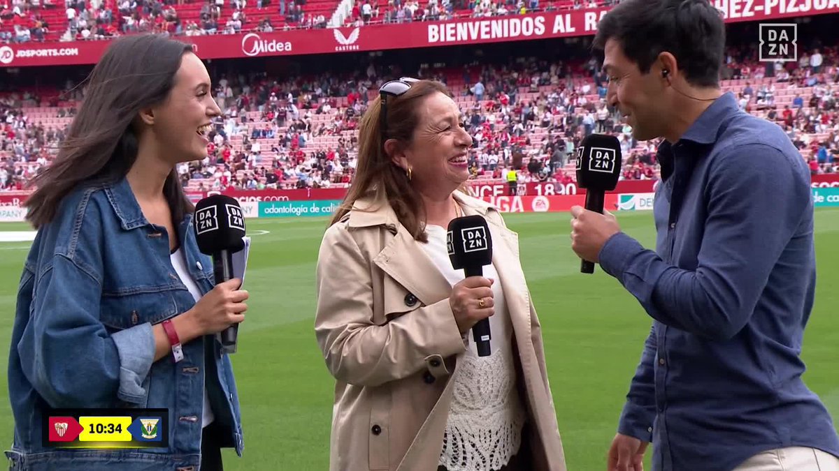 Madre solo hay una. Y su amor es de lo más especial que uno puede tener ❤️✨ Así vive la madre de Javi Hernández los partidos de su hijo y del C.D. Leganés 🥒 #LALIGAenDAZN ⚽